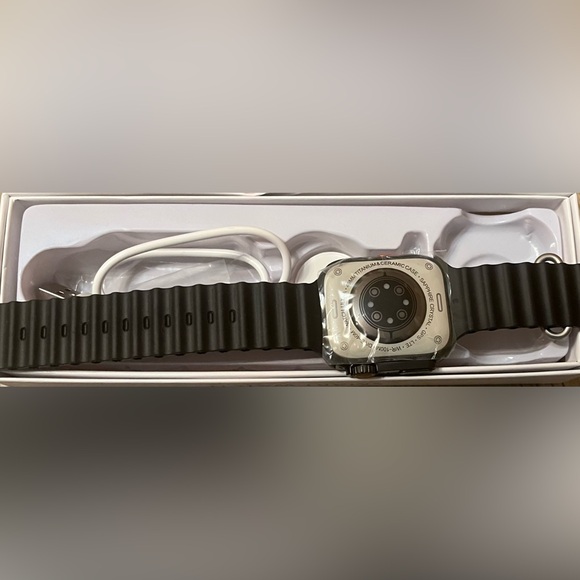 COPY - Brand New In The Box Smart Watches⌚️For Android Features include What’s … - Picture 5 of 7